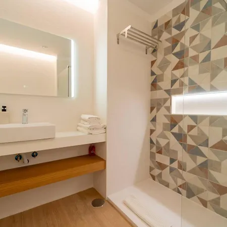 The Charm Of Bolhao - Tokyo Apartment Porto